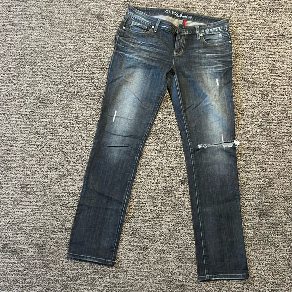 Guess Starlet Skinny Leg Jean Size 30